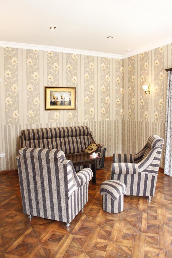 Diana Hotel Goris Exterior photo