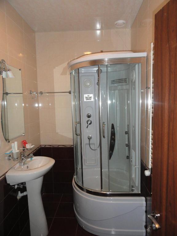 Diana Hotel Goris Room photo